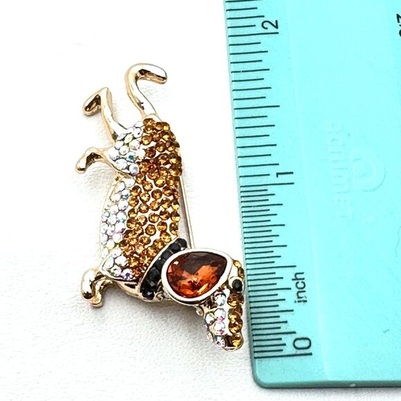 Crystal Dachshund Dog Gold Tone Brooch Pin New 1 3/4 Inch - Picture 3 of 3